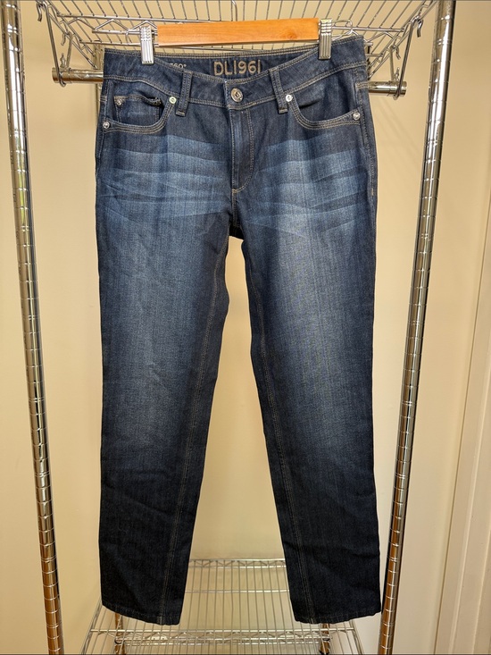 DL1961 Denim - NWOT DL1961 Angel Straight-Leg Jeans in Dark Blue Wash - Size 29